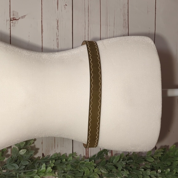 Vintage Talbots Army Green Belt Leather Made in USA Southwestern Boho Medium‎ main image 11
